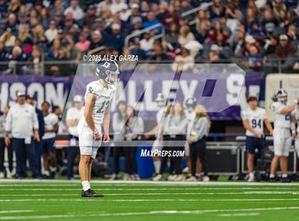 Thumbnail 1 in Smithson Valley vs Highland Park (UIL 5A Football Division I Final) photogallery.
