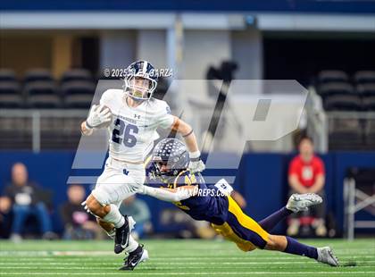 Thumbnail 3 in Smithson Valley vs Highland Park (UIL 5A Football Division I Final) photogallery.