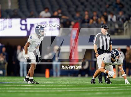 Thumbnail 2 in Smithson Valley vs Highland Park (UIL 5A Football Division I Final) photogallery.