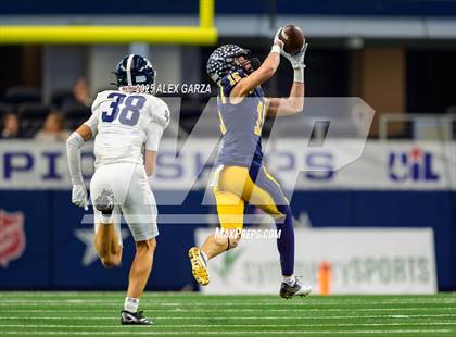 Thumbnail 3 in Smithson Valley vs Highland Park (UIL 5A Football Division I Final) photogallery.
