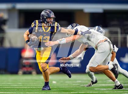 Thumbnail 2 in Smithson Valley vs Highland Park (UIL 5A Football Division I Final) photogallery.