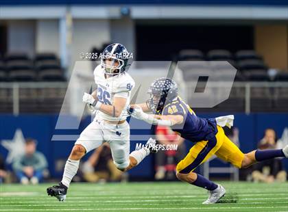 Thumbnail 2 in Smithson Valley vs Highland Park (UIL 5A Football Division I Final) photogallery.