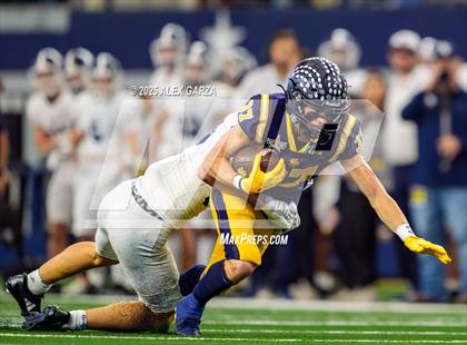 Thumbnail 2 in Smithson Valley vs Highland Park (UIL 5A Football Division I Final) photogallery.