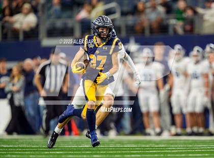Thumbnail 1 in Smithson Valley vs Highland Park (UIL 5A Football Division I Final) photogallery.