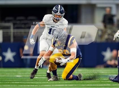 Thumbnail 3 in Smithson Valley vs Highland Park (UIL 5A Football Division I Final) photogallery.