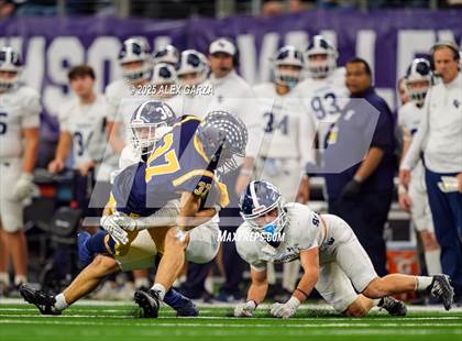 Thumbnail 1 in Smithson Valley vs Highland Park (UIL 5A Football Division I Final) photogallery.