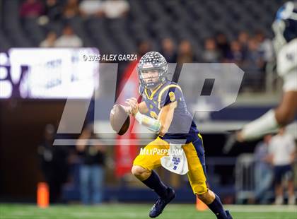 Thumbnail 3 in Smithson Valley vs Highland Park (UIL 5A Football Division I Final) photogallery.