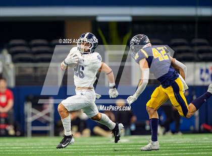 Thumbnail 1 in Smithson Valley vs Highland Park (UIL 5A Football Division I Final) photogallery.