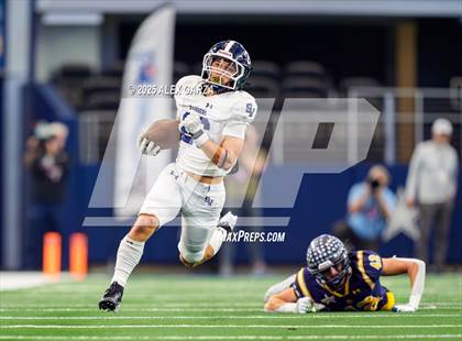 Thumbnail 2 in Smithson Valley vs Highland Park (UIL 5A Football Division I Final) photogallery.