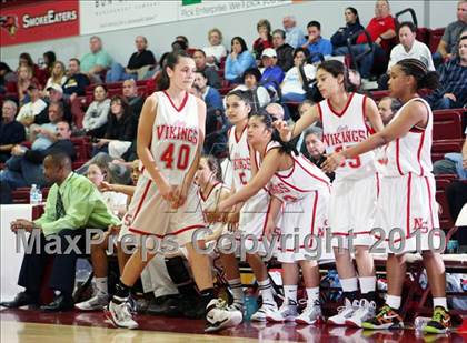 Thumbnail 3 in Menlo-Atherton vs. North Salinas (CIF CCS D1 Final) photogallery.