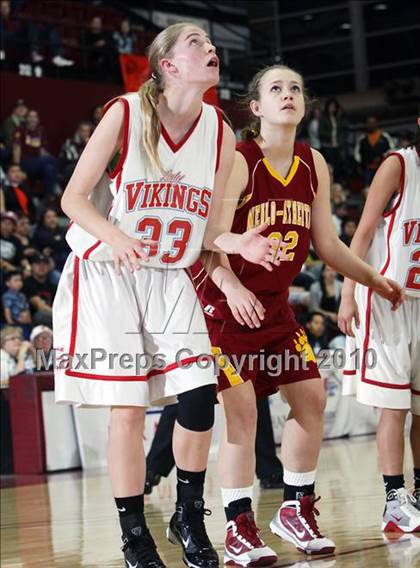 Thumbnail 2 in Menlo-Atherton vs. North Salinas (CIF CCS D1 Final) photogallery.