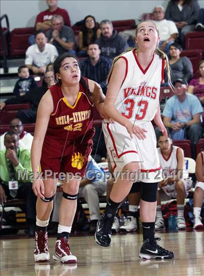 Thumbnail 3 in Menlo-Atherton vs. North Salinas (CIF CCS D1 Final) photogallery.