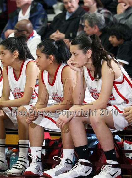Thumbnail 1 in Menlo-Atherton vs. North Salinas (CIF CCS D1 Final) photogallery.