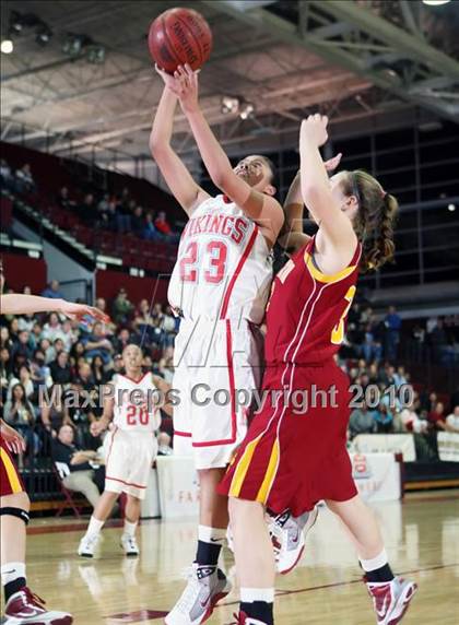 Thumbnail 3 in Menlo-Atherton vs. North Salinas (CIF CCS D1 Final) photogallery.