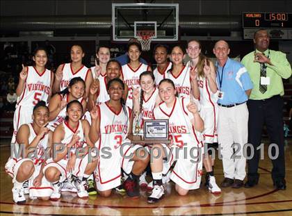 Thumbnail 2 in Menlo-Atherton vs. North Salinas (CIF CCS D1 Final) photogallery.