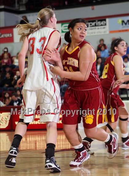 Thumbnail 1 in Menlo-Atherton vs. North Salinas (CIF CCS D1 Final) photogallery.