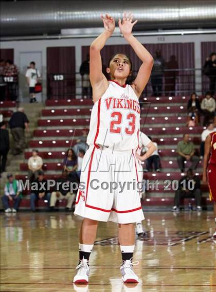 Thumbnail 1 in Menlo-Atherton vs. North Salinas (CIF CCS D1 Final) photogallery.