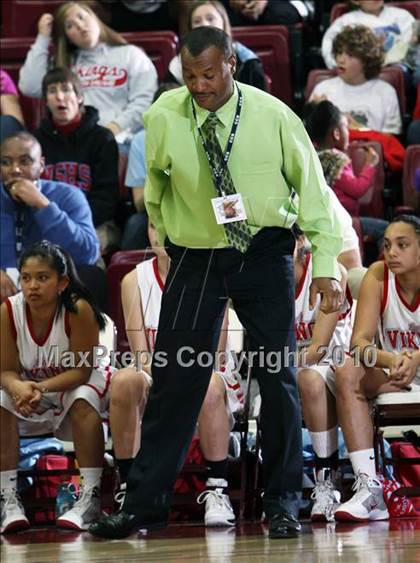 Thumbnail 1 in Menlo-Atherton vs. North Salinas (CIF CCS D1 Final) photogallery.