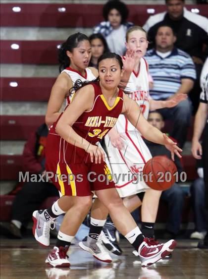 Thumbnail 3 in Menlo-Atherton vs. North Salinas (CIF CCS D1 Final) photogallery.
