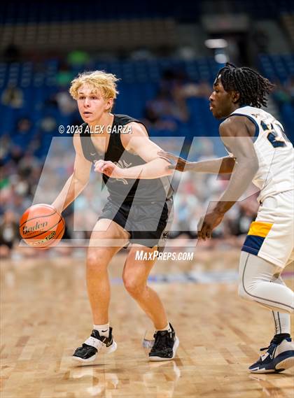 Thumbnail 2 in Oak Cliff Faith Family Academy vs Randall (UIL 4A Basketball Semifinal) photogallery.
