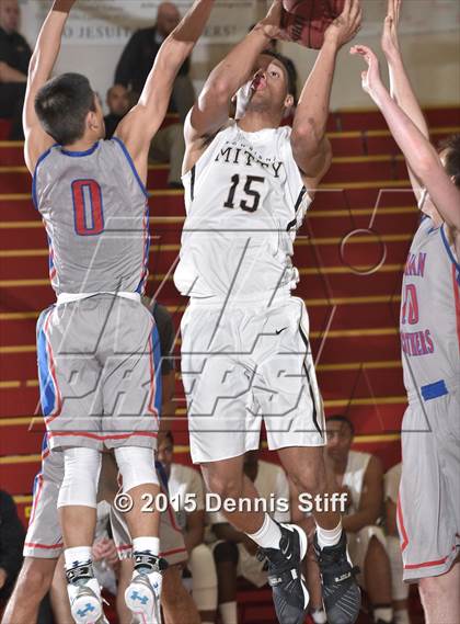 Thumbnail 2 in Christian Brothers vs. Archbishop Mitty (Father Barry Christmas Classic) photogallery.