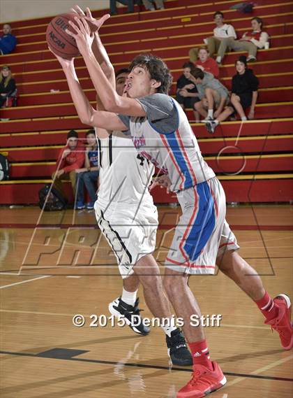 Thumbnail 3 in Christian Brothers vs. Archbishop Mitty (Father Barry Christmas Classic) photogallery.
