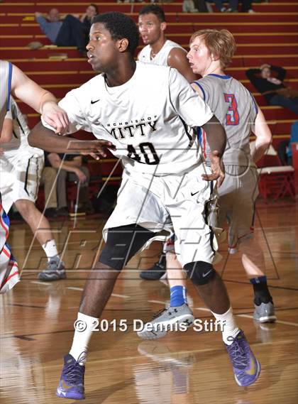 Thumbnail 3 in Christian Brothers vs. Archbishop Mitty (Father Barry Christmas Classic) photogallery.