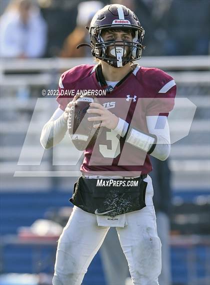 Thumbnail 2 in North Shore vs. Bayport-Blue Point (Section 8 vs Section XI Class D Final) photogallery.