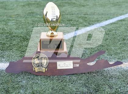 Thumbnail 2 in North Shore vs. Bayport-Blue Point (Section 8 vs Section XI Class D Final) photogallery.