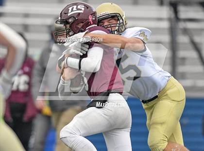 Thumbnail 3 in North Shore vs. Bayport-Blue Point (Section 8 vs Section XI Class D Final) photogallery.