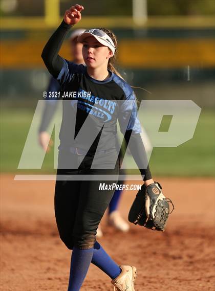 Thumbnail 3 in Buena @ Canyon del Oro photogallery.