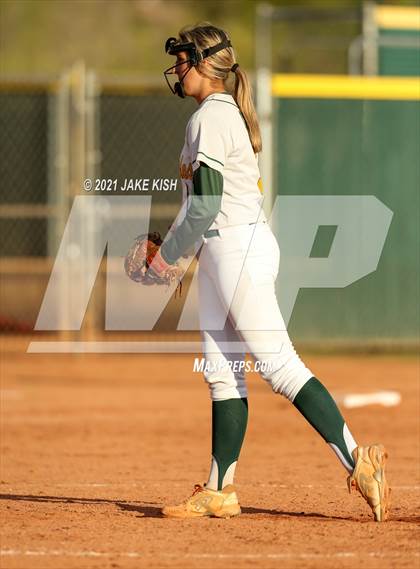 Thumbnail 2 in Buena @ Canyon del Oro photogallery.