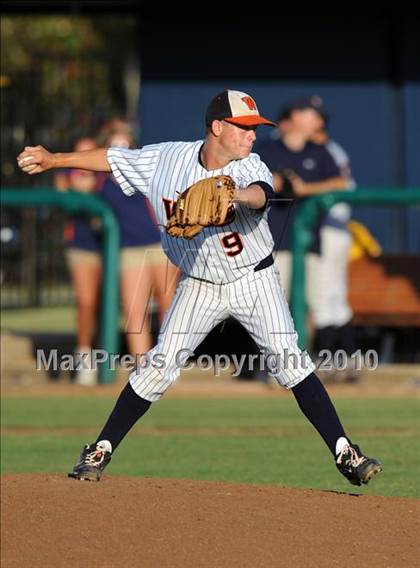 Thumbnail 2 in Rockwall-Heath vs. Wakeland (Texas 4A Region II Final) photogallery.