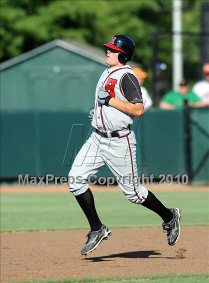 Thumbnail 1 in Rockwall-Heath vs. Wakeland (Texas 4A Region II Final) photogallery.