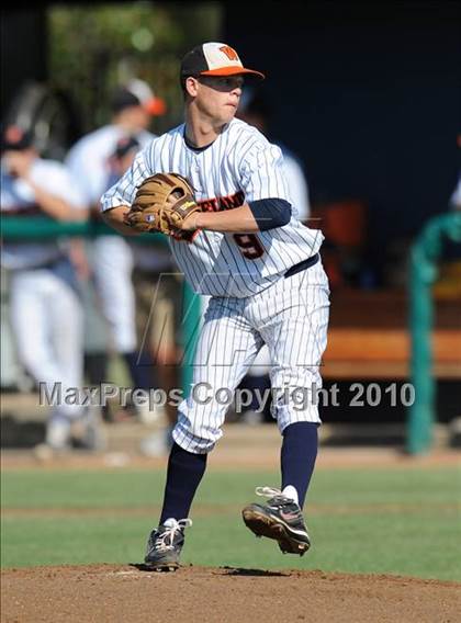 Thumbnail 3 in Rockwall-Heath vs. Wakeland (Texas 4A Region II Final) photogallery.