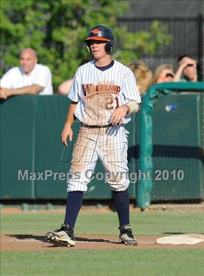 Thumbnail 3 in Rockwall-Heath vs. Wakeland (Texas 4A Region II Final) photogallery.