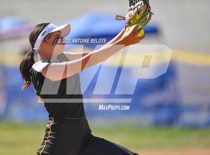 Thumbnail 1 in Trabuco Hills vs. Santa Fe photogallery.