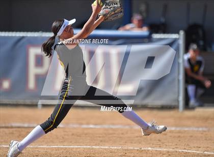 Thumbnail 1 in Trabuco Hills vs. Santa Fe photogallery.