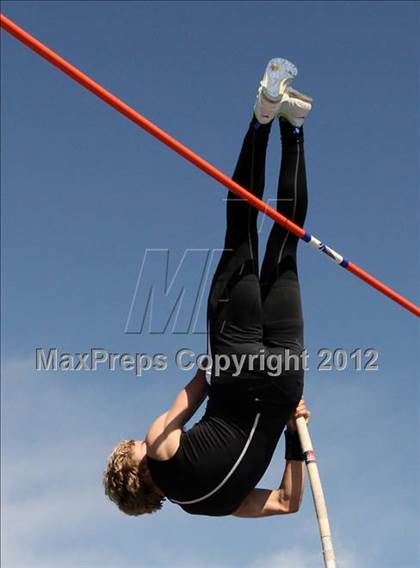 Thumbnail 1 in Mullen Runner's Roost Invitational (Boys Pole Vault) photogallery.