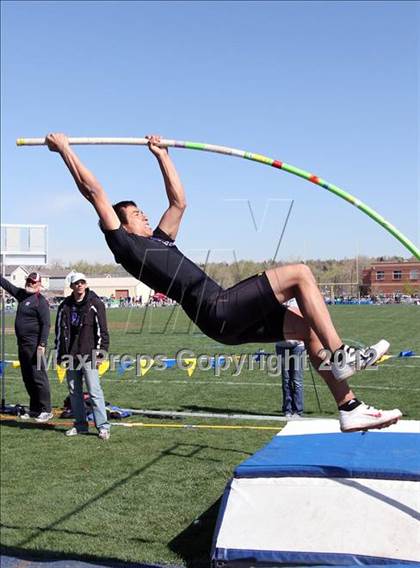 Thumbnail 3 in Mullen Runner's Roost Invitational (Boys Pole Vault) photogallery.