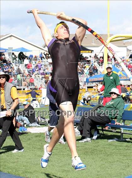 Thumbnail 1 in Mullen Runner's Roost Invitational (Boys Pole Vault) photogallery.