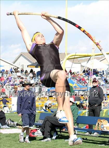 Thumbnail 2 in Mullen Runner's Roost Invitational (Boys Pole Vault) photogallery.