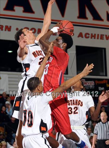 Thumbnail 1 in Lindhurst vs. Foothill (CIF SJS D3 Playoffs) photogallery.