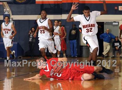 Thumbnail 2 in Lindhurst vs. Foothill (CIF SJS D3 Playoffs) photogallery.