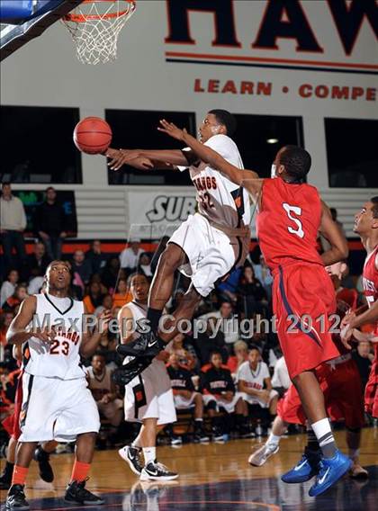 Thumbnail 1 in Lindhurst vs. Foothill (CIF SJS D3 Playoffs) photogallery.