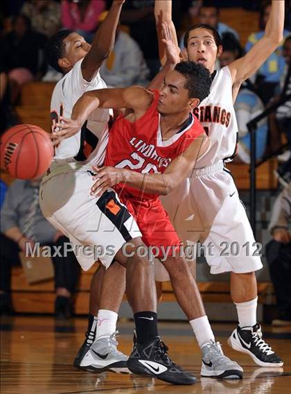 Thumbnail 1 in Lindhurst vs. Foothill (CIF SJS D3 Playoffs) photogallery.