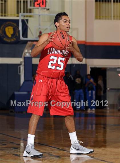 Thumbnail 2 in Lindhurst vs. Foothill (CIF SJS D3 Playoffs) photogallery.