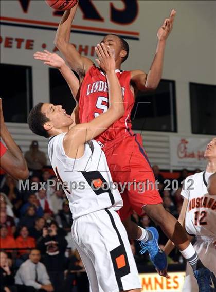 Thumbnail 2 in Lindhurst vs. Foothill (CIF SJS D3 Playoffs) photogallery.