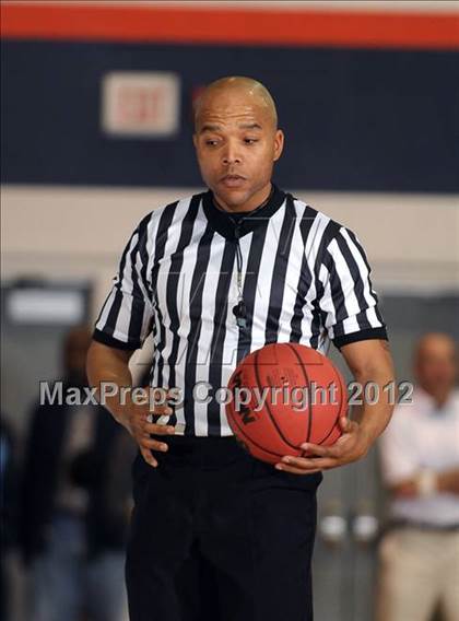 Thumbnail 1 in Lindhurst vs. Foothill (CIF SJS D3 Playoffs) photogallery.