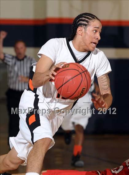 Thumbnail 1 in Lindhurst vs. Foothill (CIF SJS D3 Playoffs) photogallery.